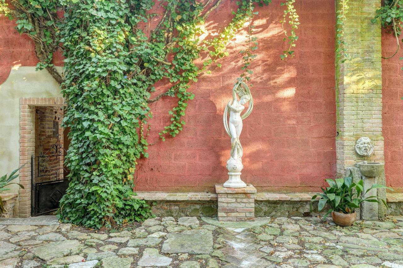 Le Stanze Di Ebe Lucignano Exterior foto